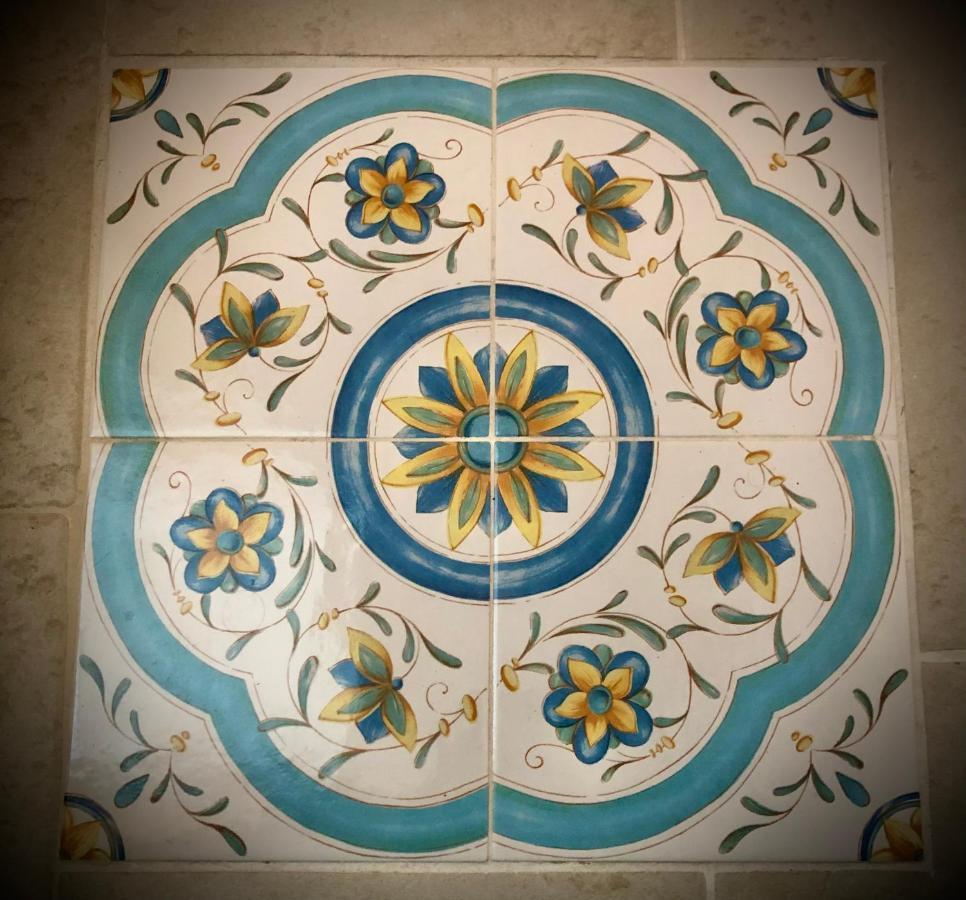 Апартаменты Panta Rei Wellness & Charme Монополи Экстерьер фото