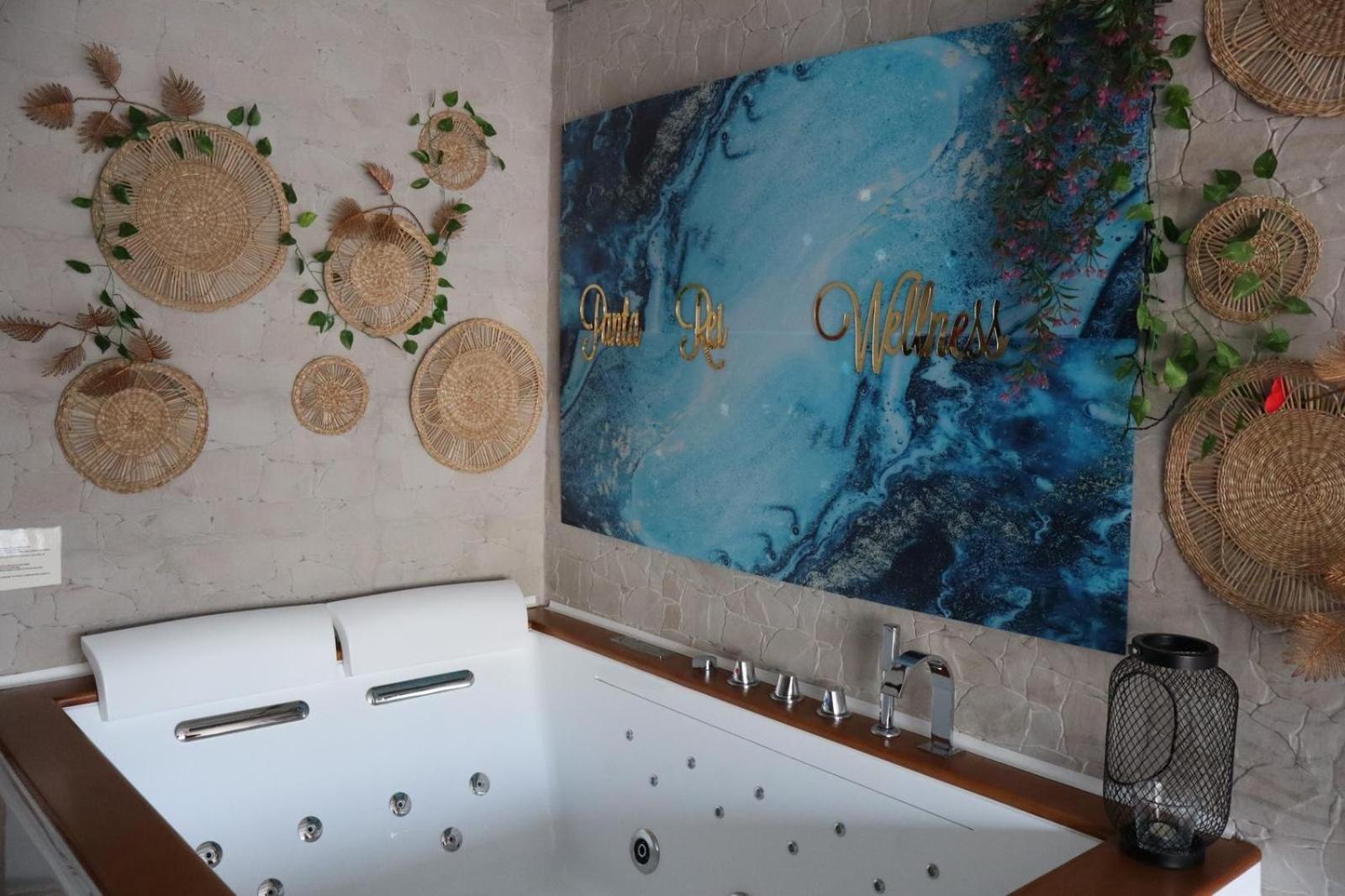 Апартаменты Panta Rei Wellness & Charme Монополи Экстерьер фото